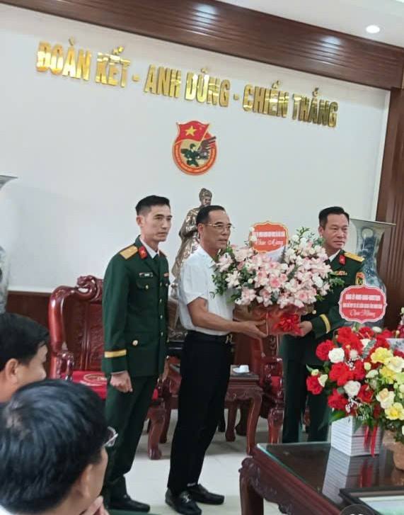 anh tin bai